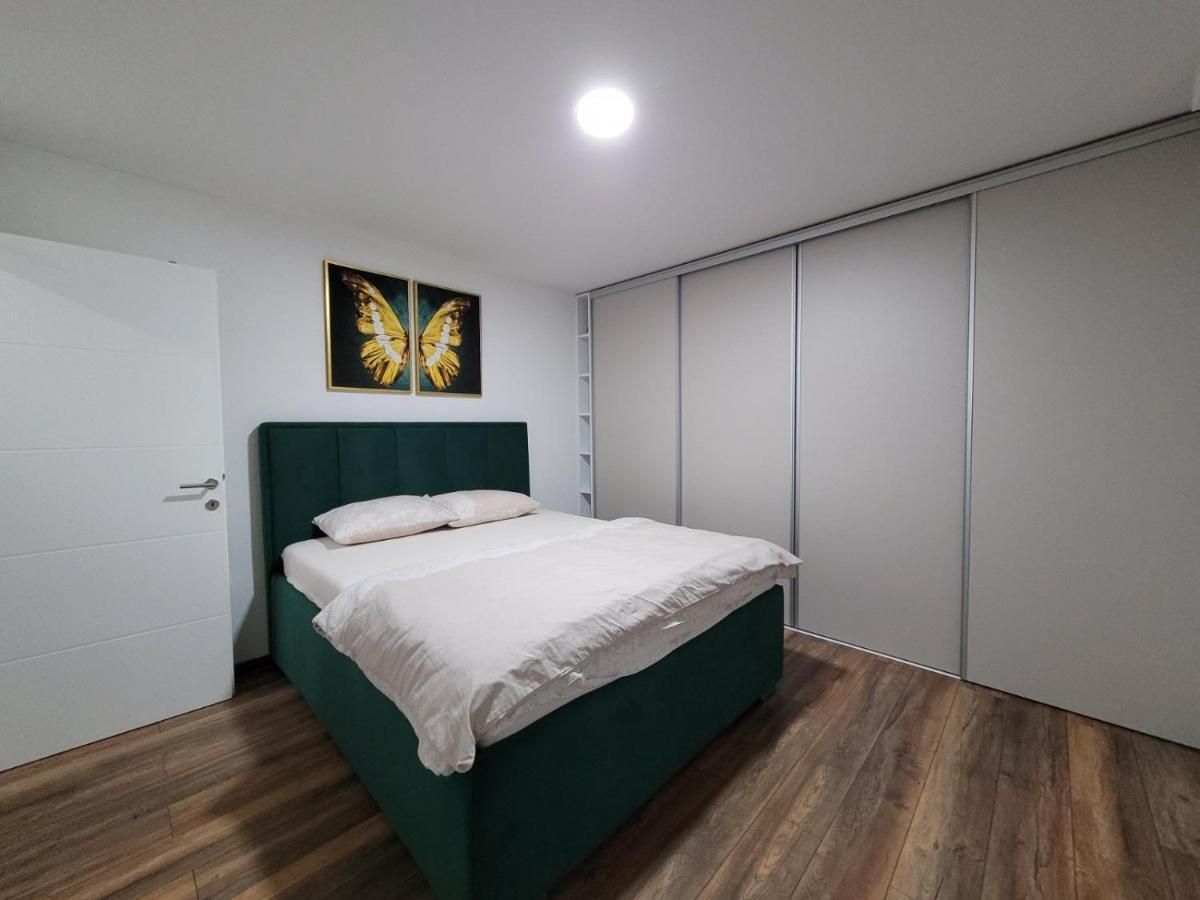 Stan M&S, Boulevard-Centar Grada Banja Luka Ngoại thất bức ảnh
